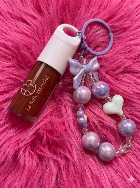 Lip gloss hazelnut cream